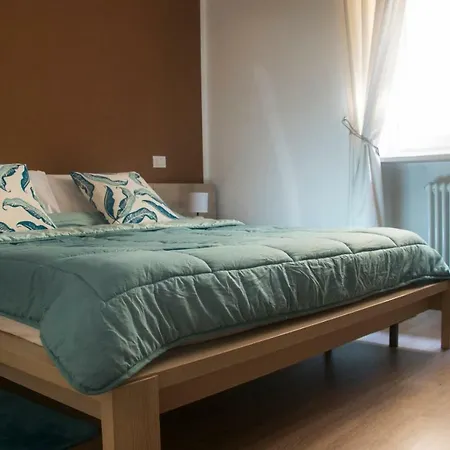 Apartament Leoncino 2 *